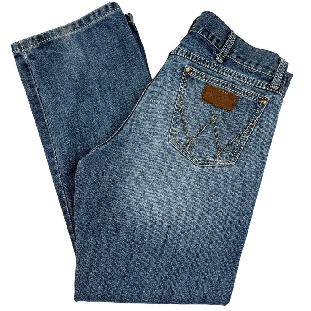 Wrangler Retro Relaxed Boot Jeans 32x30 Blue Cotton Denim Medium Wash Western